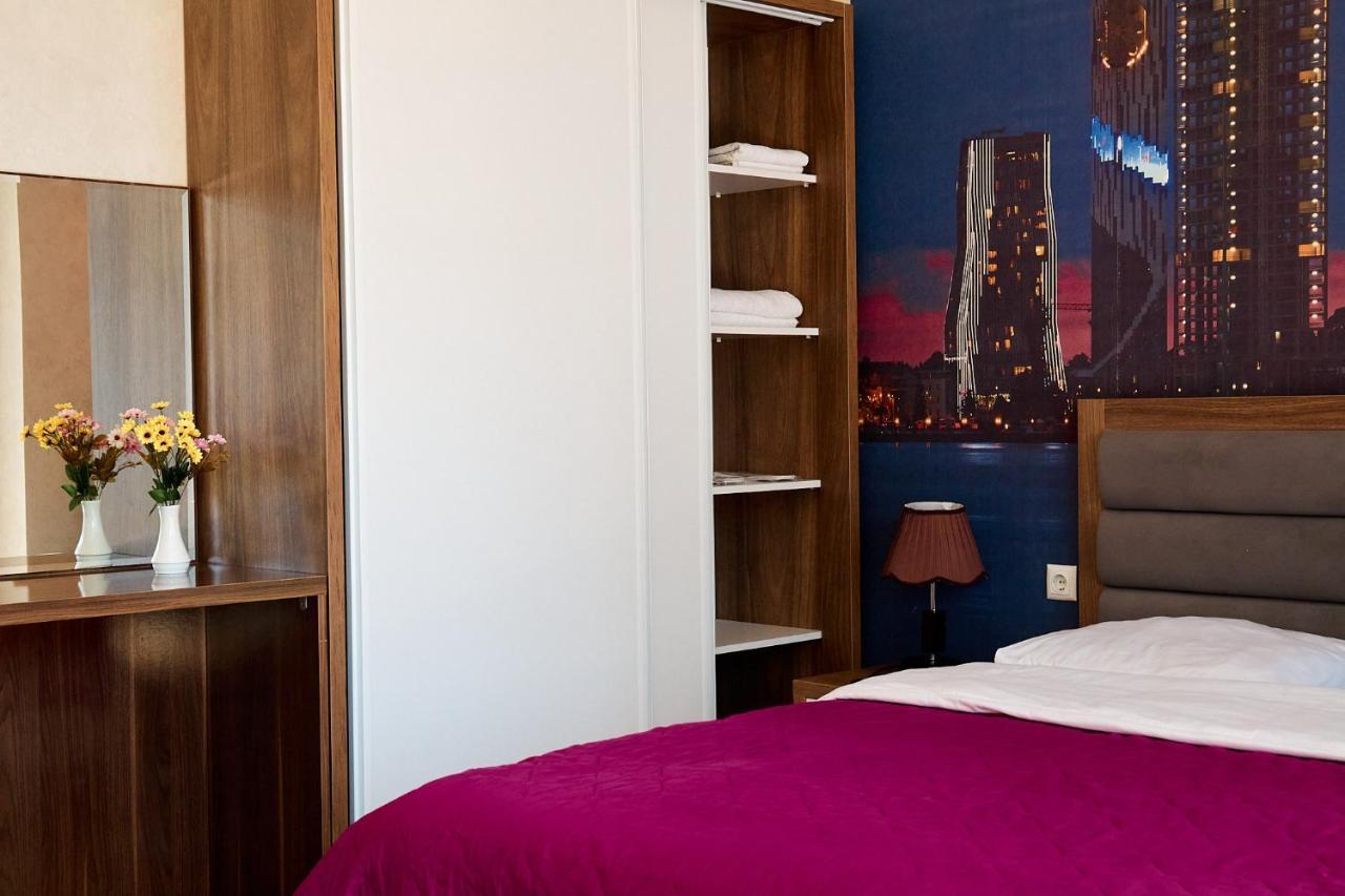 Hotel Lord Batumi Bagian luar foto