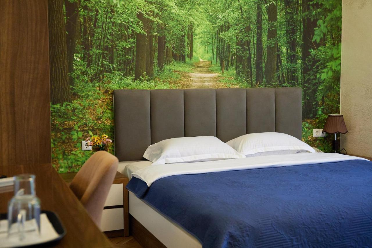 Hotel Lord Batumi Bagian luar foto